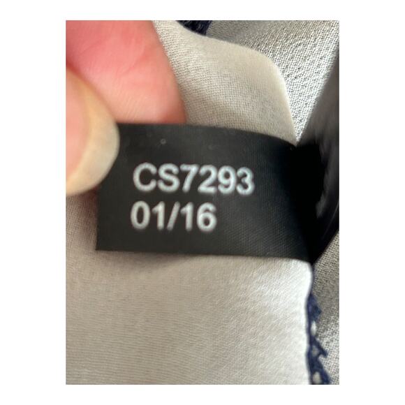 The Limited Top Womens Sz M Grey Split Back Layered Sweater 3/4 Sleeve Pullover - Picture 6 of 9